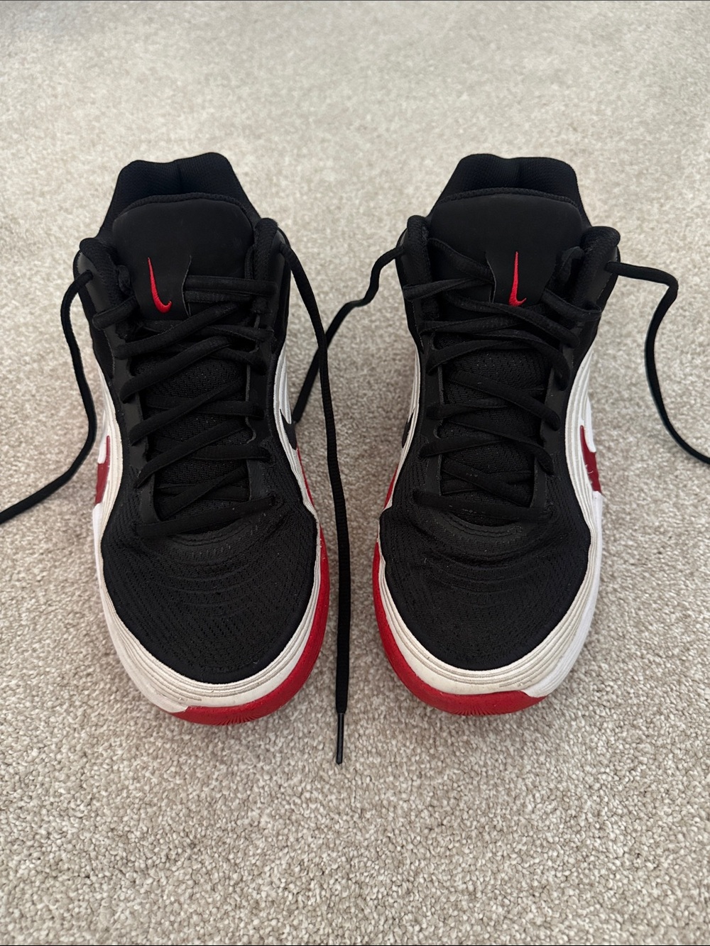 Nike Men's Black, Red & White Low-Top Athletic Sneakers